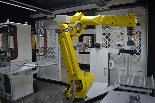 机器人打磨生产线设备图片